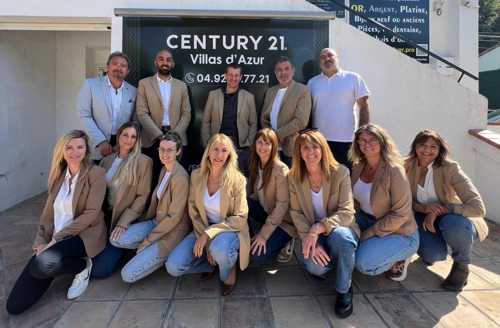 l'équipe de l'agence Villas d'Azur