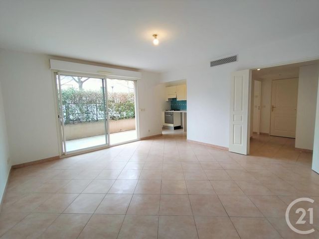 Appartement F2 à vendre - 2 pièces - 44.29 m2 - CAGNES SUR MER - 06 - PROVENCE-ALPES-COTE-D-AZUR - Century 21 Villas D'Azur