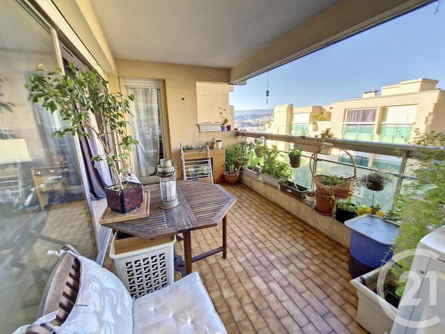 Appartement F2 à vendre - 2 pièces - 57.14 m2 - NICE - 06 - PROVENCE-ALPES-COTE-D-AZUR - Century 21 Villas D'Azur