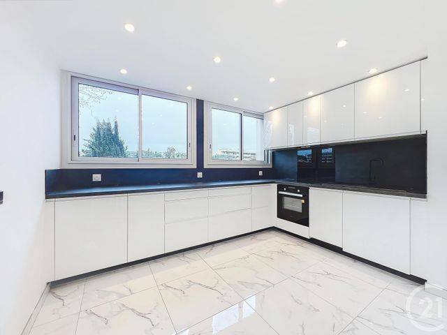 Appartement F5 à vendre - 5 pièces - 121.0 m2 - CAGNES SUR MER - 06 - PROVENCE-ALPES-COTE-D-AZUR - Century 21 Villas D'Azur