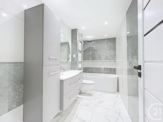 Appartement F5 à vendre - 5 pièces - 121.0 m2 - CAGNES SUR MER - 06 - PROVENCE-ALPES-COTE-D-AZUR - Century 21 Villas D'Azur