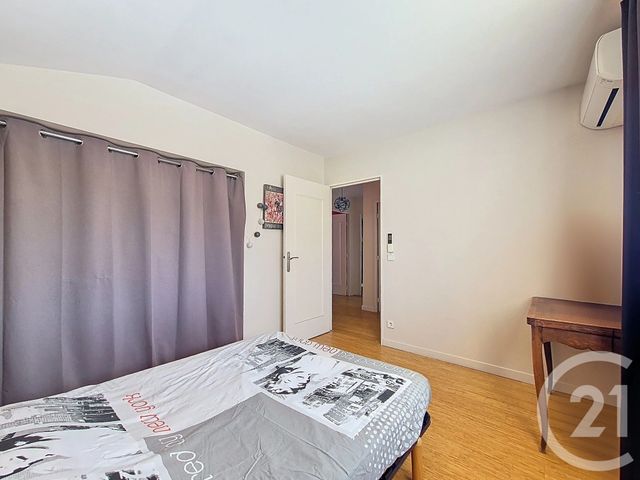 maison à vendre - 5 pièces - 164.96 m2 - VILLENEUVE LOUBET - 06 - PROVENCE-ALPES-COTE-D-AZUR - Century 21 Villas D'Azur