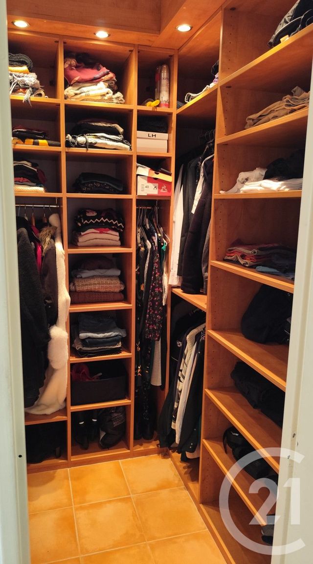 Appartement F3 à vendre - 3 pièces - 65.11 m2 - NICE - 06 - PROVENCE-ALPES-COTE-D-AZUR - Century 21 Villas D'Azur