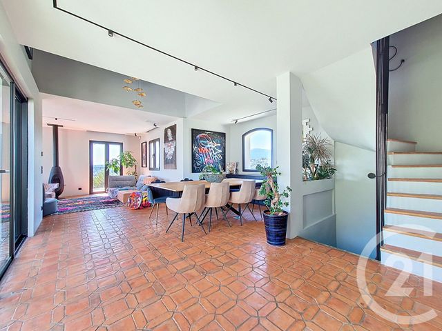 maison à vendre - 7 pièces - 318.65 m2 - LA GAUDE - 06 - PROVENCE-ALPES-COTE-D-AZUR - Century 21 Villas D'Azur