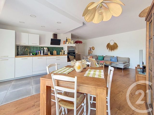 Appartement F3 à vendre - 3 pièces - 70.1 m2 - ST LAURENT DU VAR - 06 - PROVENCE-ALPES-COTE-D-AZUR - Century 21 Villas D'Azur