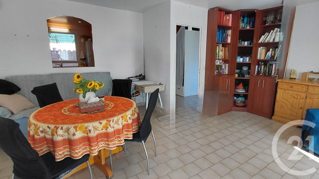 maison à vendre - 6 pièces - 98.96 m2 - VILLENEUVE LOUBET - 06 - PROVENCE-ALPES-COTE-D-AZUR - Century 21 Villas D'Azur