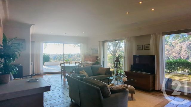 maison à vendre - 5 pièces - 141.0 m2 - CAGNES SUR MER - 06 - PROVENCE-ALPES-COTE-D-AZUR - Century 21 Villas D'Azur