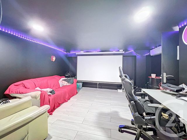 maison à vendre - 8 pièces - 247.44 m2 - VALLAURIS - 06 - PROVENCE-ALPES-COTE-D-AZUR - Century 21 Villas D'Azur