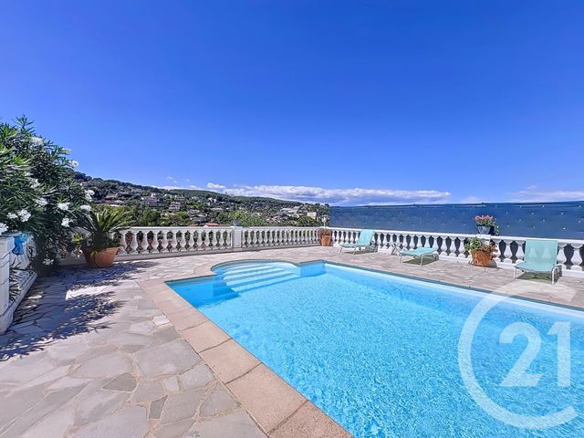 maison à vendre - 8 pièces - 247.44 m2 - VALLAURIS - 06 - PROVENCE-ALPES-COTE-D-AZUR - Century 21 Villas D'Azur