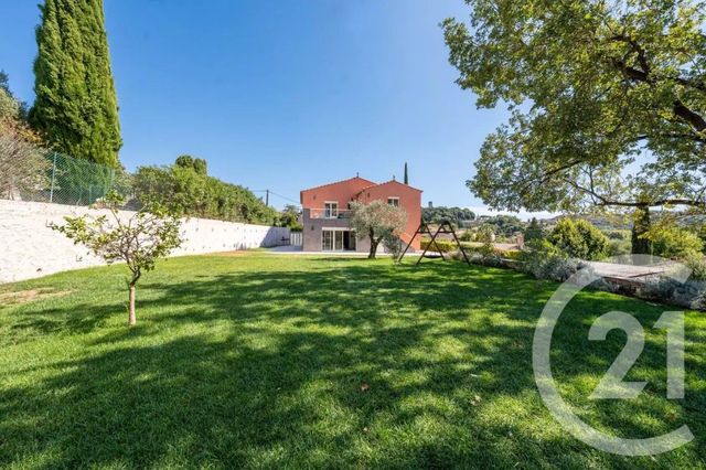 maison à vendre - 6 pièces - 310.0 m2 - VILLENEUVE LOUBET - 06 - PROVENCE-ALPES-COTE-D-AZUR - Century 21 Villas D'Azur