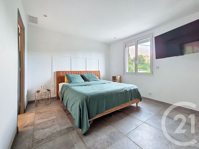 maison à vendre - 6 pièces - 310.0 m2 - VILLENEUVE LOUBET - 06 - PROVENCE-ALPES-COTE-D-AZUR - Century 21 Villas D'Azur