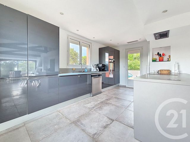 maison à vendre - 6 pièces - 310.0 m2 - VILLENEUVE LOUBET - 06 - PROVENCE-ALPES-COTE-D-AZUR - Century 21 Villas D'Azur