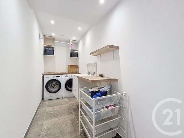 maison à vendre - 6 pièces - 310.0 m2 - VILLENEUVE LOUBET - 06 - PROVENCE-ALPES-COTE-D-AZUR - Century 21 Villas D'Azur