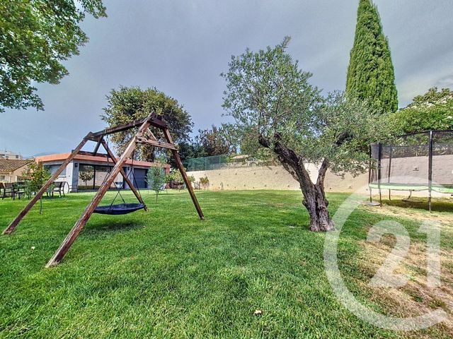 maison à vendre - 6 pièces - 310.0 m2 - VILLENEUVE LOUBET - 06 - PROVENCE-ALPES-COTE-D-AZUR - Century 21 Villas D'Azur