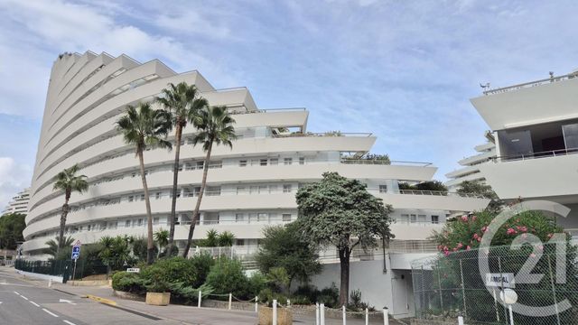 Appartement F1 à vendre - 1 pièce - 24.36 m2 - VILLENEUVE LOUBET - 06 - PROVENCE-ALPES-COTE-D-AZUR - Century 21 Villas D'Azur