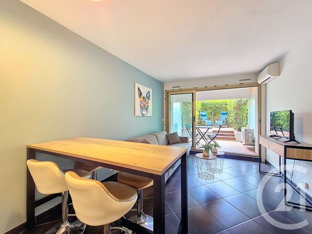 Appartement F1 à vendre - 1 pièce - 24.36 m2 - VILLENEUVE LOUBET - 06 - PROVENCE-ALPES-COTE-D-AZUR - Century 21 Villas D'Azur