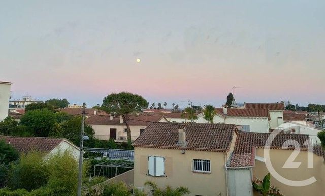 Appartement F1 à vendre - 1 pièce - 21.89 m2 - VILLENEUVE LOUBET - 06 - PROVENCE-ALPES-COTE-D-AZUR - Century 21 Villas D'Azur