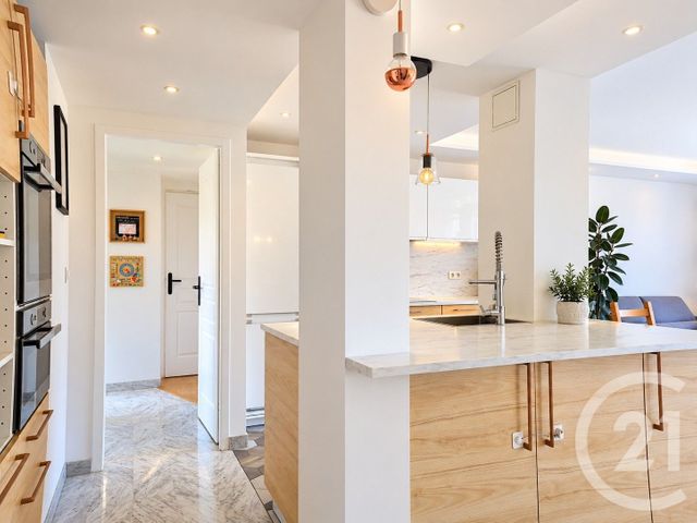Appartement F4 à vendre - 4 pièces - 82.95 m2 - CAGNES SUR MER - 06 - PROVENCE-ALPES-COTE-D-AZUR - Century 21 Villas D'Azur