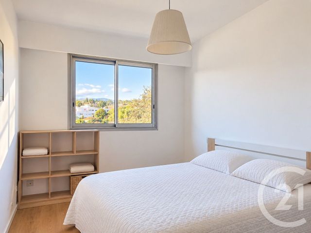 Appartement F4 à vendre - 4 pièces - 82.95 m2 - CAGNES SUR MER - 06 - PROVENCE-ALPES-COTE-D-AZUR - Century 21 Villas D'Azur