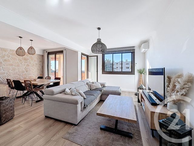 Appartement F3 à vendre CAGNES SUR MER