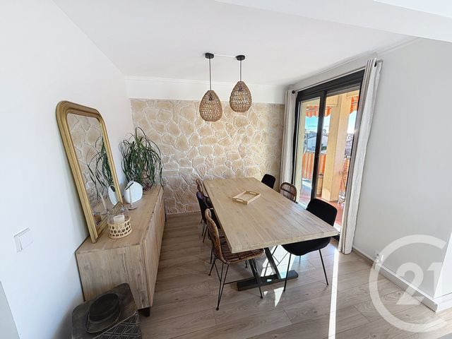 Appartement F3 à vendre - 3 pièces - 77.27 m2 - CAGNES SUR MER - 06 - PROVENCE-ALPES-COTE-D-AZUR - Century 21 Villas D'Azur