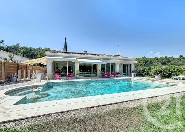 maison à vendre - 5 pièces - 198.35 m2 - VILLENEUVE LOUBET - 06 - PROVENCE-ALPES-COTE-D-AZUR - Century 21 Villas D'Azur