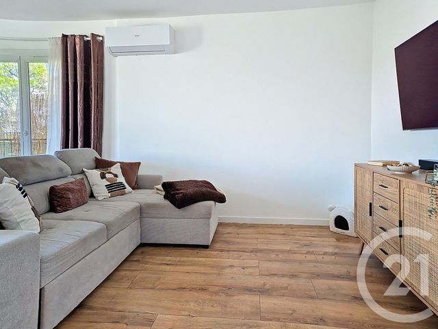 Appartement F3 à vendre - 3 pièces - 68.2 m2 - CAGNES SUR MER - 06 - PROVENCE-ALPES-COTE-D-AZUR - Century 21 Villas D'Azur