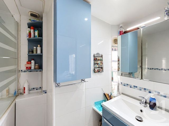 Appartement à vendre - 5 pièces - 85.91 m2 - CAGNES SUR MER - 06 - PROVENCE-ALPES-COTE-D-AZUR - Century 21 Villas D'Azur