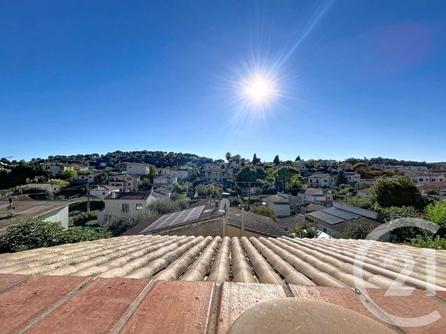 Appartement à vendre - 5 pièces - 85.91 m2 - CAGNES SUR MER - 06 - PROVENCE-ALPES-COTE-D-AZUR - Century 21 Villas D'Azur