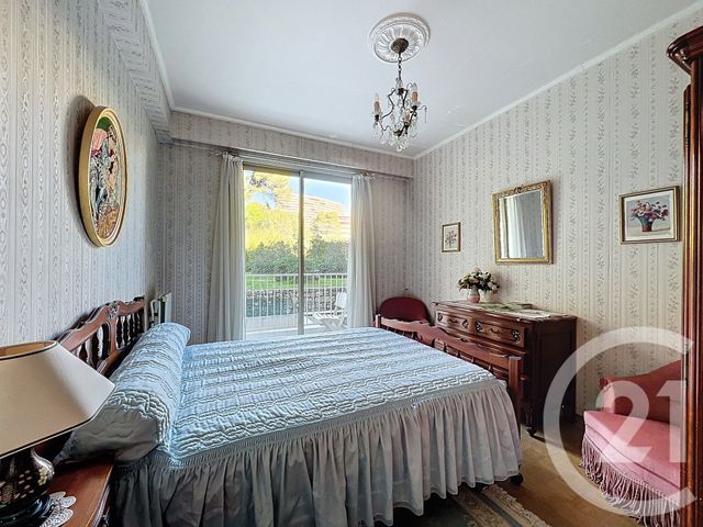 Appartement F3 bis à vendre - 4 pièces - 90.07 m2 - CAGNES SUR MER - 06 - PROVENCE-ALPES-COTE-D-AZUR - Century 21 Villas D'Azur