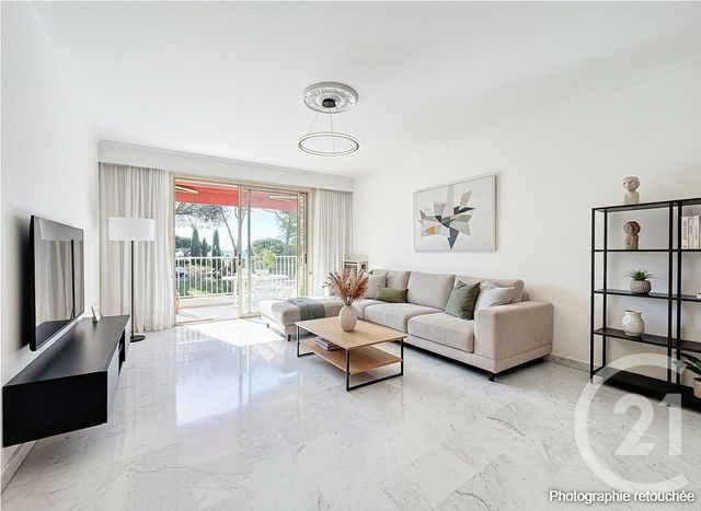 Appartement F3 bis à vendre - 4 pièces - 90.07 m2 - CAGNES SUR MER - 06 - PROVENCE-ALPES-COTE-D-AZUR - Century 21 Villas D'Azur