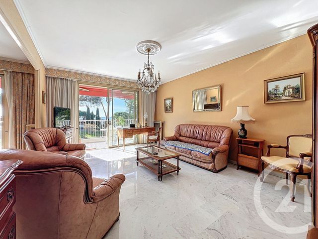Appartement F3 bis à vendre - 4 pièces - 90.07 m2 - CAGNES SUR MER - 06 - PROVENCE-ALPES-COTE-D-AZUR - Century 21 Villas D'Azur