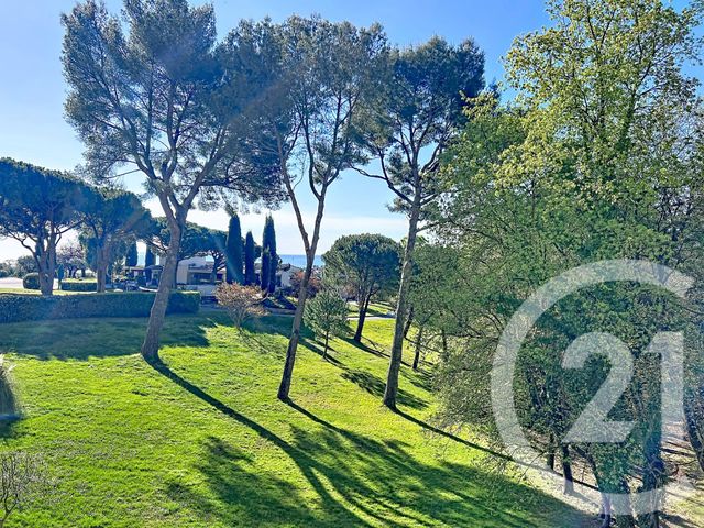 Appartement F3 bis à vendre - 4 pièces - 90.07 m2 - CAGNES SUR MER - 06 - PROVENCE-ALPES-COTE-D-AZUR - Century 21 Villas D'Azur