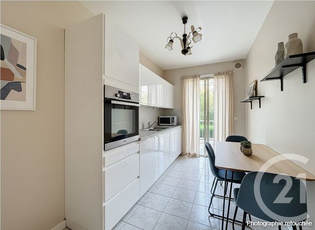 Appartement F3 bis à vendre - 4 pièces - 90.07 m2 - CAGNES SUR MER - 06 - PROVENCE-ALPES-COTE-D-AZUR - Century 21 Villas D'Azur