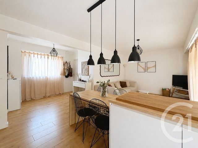 Appartement F3 à vendre - 3 pièces - 63.0 m2 - CAGNES SUR MER - 06 - PROVENCE-ALPES-COTE-D-AZUR - Century 21 Villas D'Azur