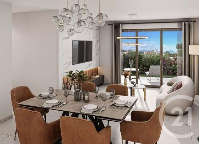 Appartement F4 à vendre - 4 pièces - 75.85 m2 - VILLENEUVE LOUBET - 06 - PROVENCE-ALPES-COTE-D-AZUR - Century 21 Villas D'Azur