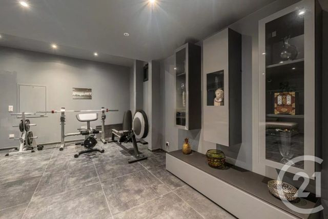 maison à vendre - 8 pièces - 314.0 m2 - MOUGINS - 06 - PROVENCE-ALPES-COTE-D-AZUR - Century 21 Villas D'Azur