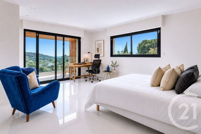 maison à vendre - 8 pièces - 314.0 m2 - MOUGINS - 06 - PROVENCE-ALPES-COTE-D-AZUR - Century 21 Villas D'Azur