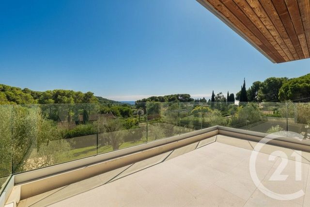 maison à vendre - 8 pièces - 314.0 m2 - MOUGINS - 06 - PROVENCE-ALPES-COTE-D-AZUR - Century 21 Villas D'Azur