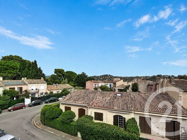 Appartement F2 à vendre - 2 pièces - 37.91 m2 - VILLENEUVE LOUBET - 06 - PROVENCE-ALPES-COTE-D-AZUR - Century 21 Villas D'Azur