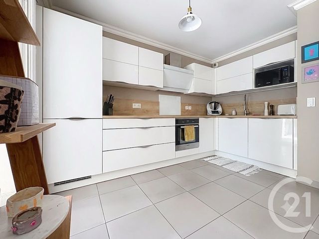 maison à vendre - 3 pièces - 68.6 m2 - CAGNES SUR MER - 06 - PROVENCE-ALPES-COTE-D-AZUR - Century 21 Villas D'Azur