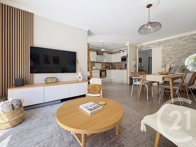 maison à vendre - 3 pièces - 68.6 m2 - CAGNES SUR MER - 06 - PROVENCE-ALPES-COTE-D-AZUR - Century 21 Villas D'Azur