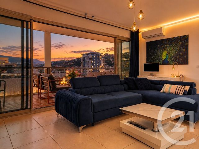 Appartement F4 à vendre - 4 pièces - 74.13 m2 - NICE - 06 - PROVENCE-ALPES-COTE-D-AZUR - Century 21 Villas D'Azur