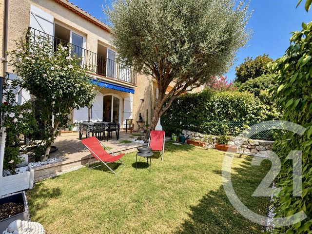 maison à vendre - 4 pièces - 90.0 m2 - VILLENEUVE LOUBET - 06 - PROVENCE-ALPES-COTE-D-AZUR - Century 21 Villas D'Azur