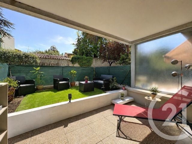 Appartement F2 à vendre ST LAURENT DU VAR