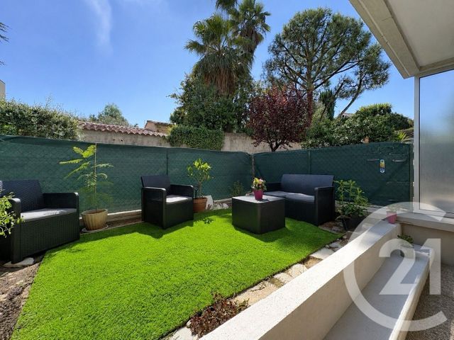 Appartement F2 à vendre - 2 pièces - 48.73 m2 - ST LAURENT DU VAR - 06 - PROVENCE-ALPES-COTE-D-AZUR - Century 21 Villas D'Azur