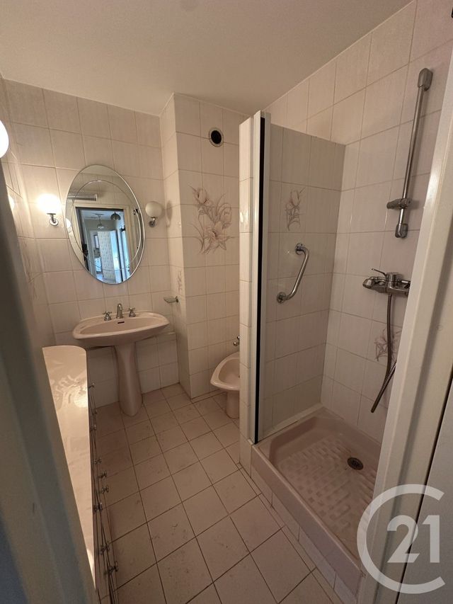 Appartement F3 à vendre - 3 pièces - 69.78 m2 - NICE - 06 - PROVENCE-ALPES-COTE-D-AZUR - Century 21 Villas D'Azur