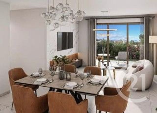 Appartement F3 à vendre - 3 pièces - 60.0 m2 - VILLENEUVE LOUBET - 06 - PROVENCE-ALPES-COTE-D-AZUR - Century 21 Villas D'Azur