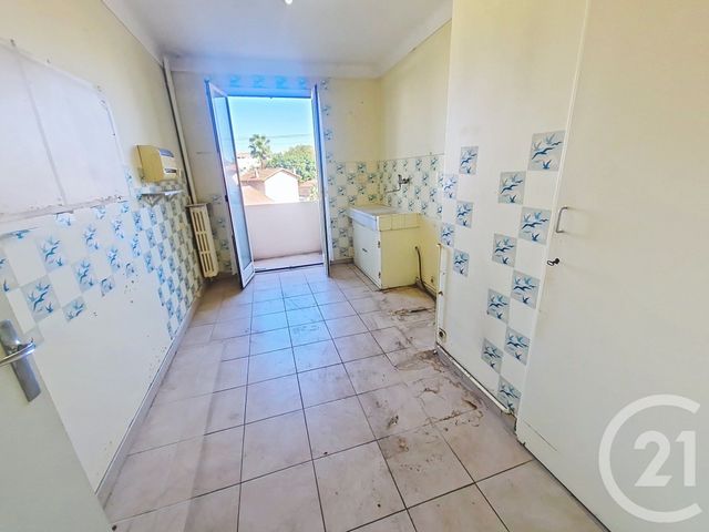 Appartement F3 à vendre - 3 pièces - 62.4 m2 - CAGNES SUR MER - 06 - PROVENCE-ALPES-COTE-D-AZUR - Century 21 Villas D'Azur
