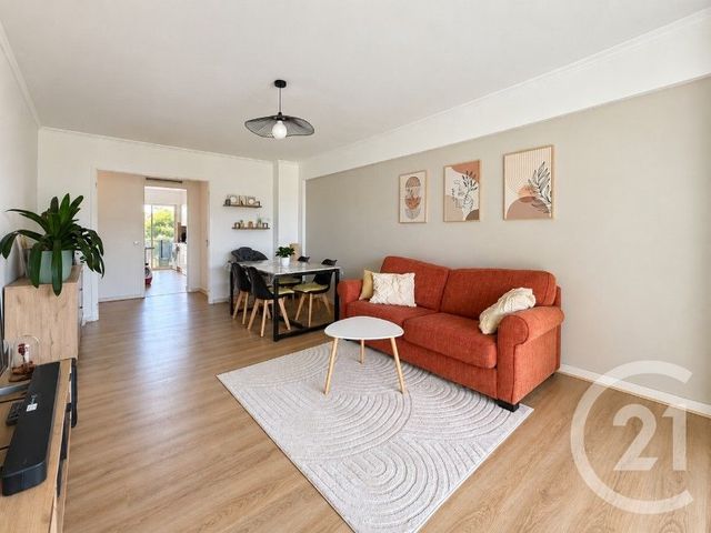 Appartement F3 à vendre - 3 pièces - 68.04 m2 - CAGNES SUR MER - 06 - PROVENCE-ALPES-COTE-D-AZUR - Century 21 Villas D'Azur